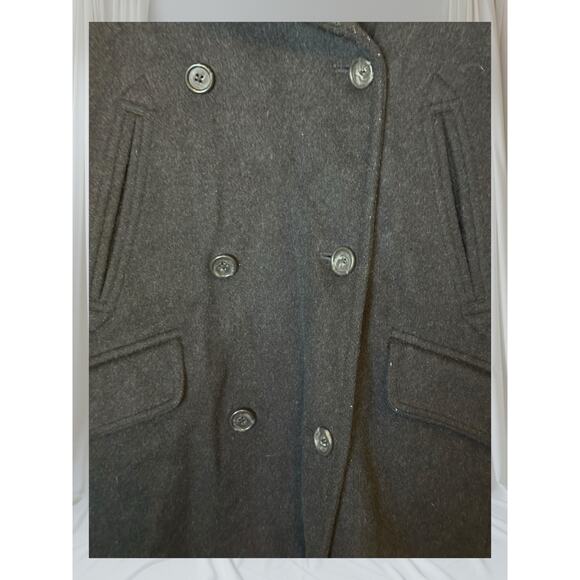J.Crew Women’s
Charcoal Wool Peacoat Double Breasted Classic Winter Jacket - Picture 2 of 10